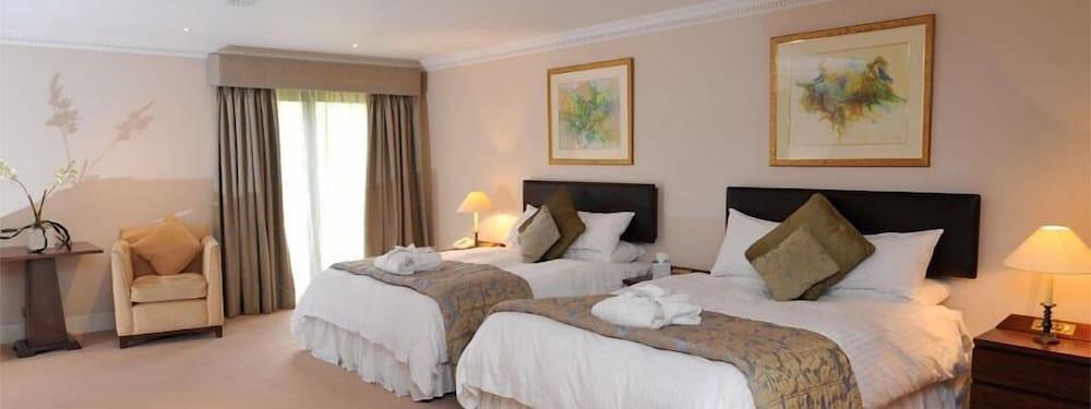 Barn Hotel London Ruislip Eksteriør bilde
